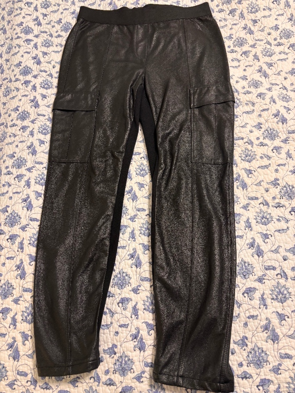 BCBGMAXAZRIA Moto Leggings S Black Faux Leather Cargo Pockets Stretch Pants